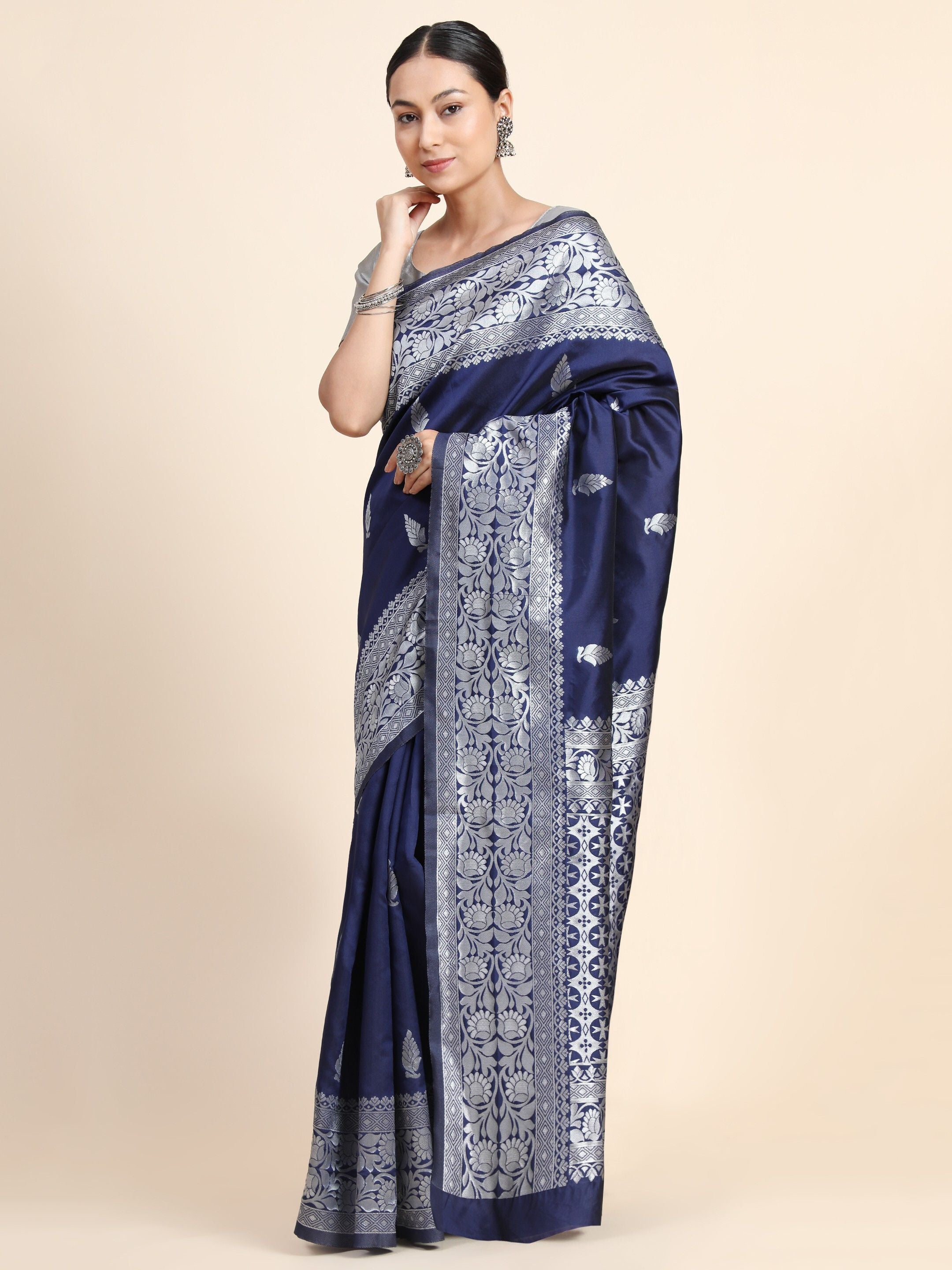 kanjeevaram silk jacquard saree