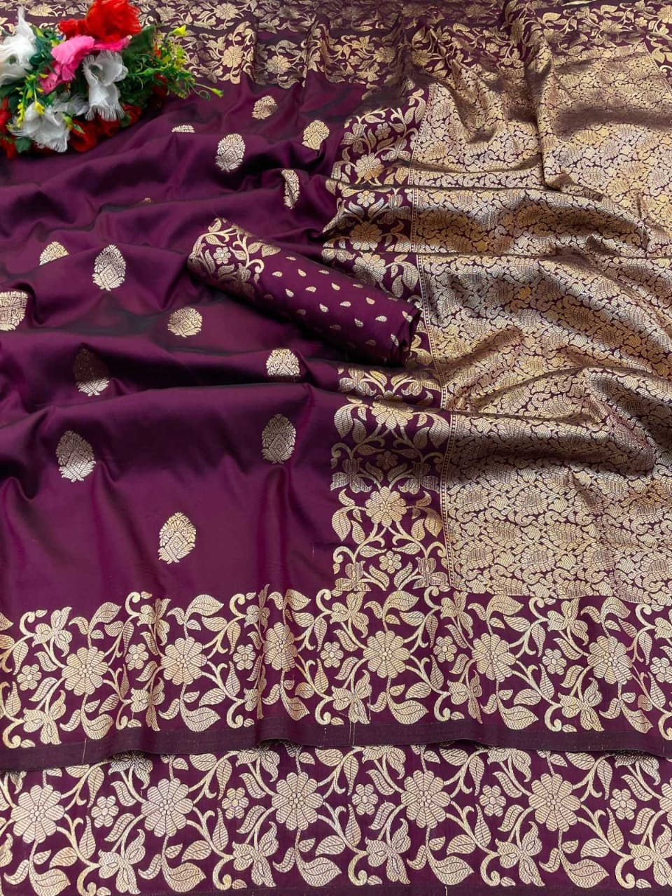 Trendy Jacquard Party Wear Saree with Rich Weaving